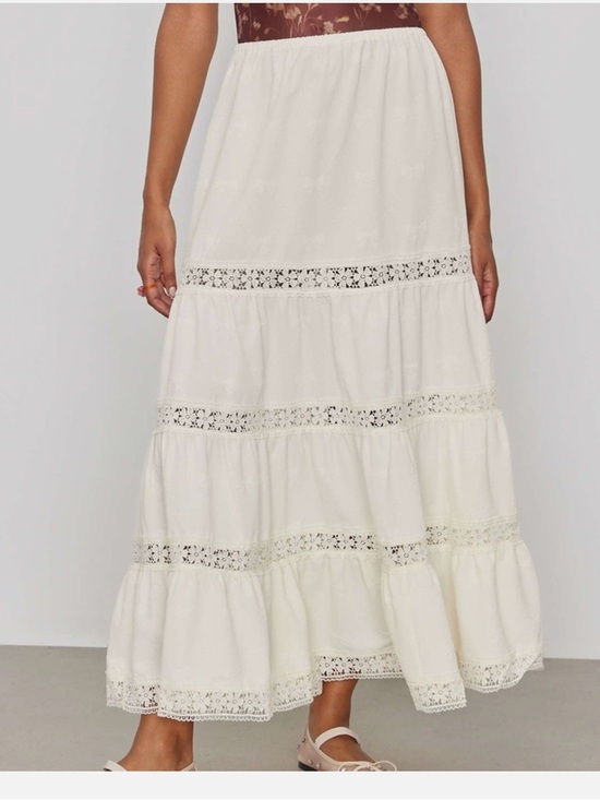 Nwt Cider Women’s Cream Tiered Maxi Skirt With Lace Insets